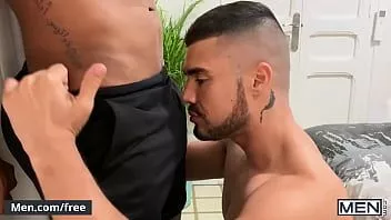Abspielen Das Frühstück im Bett eines sexy Paares (Dann Grey, Dalton Ryder) beinhaltet einen großen Schwanz, Arsch und Sperma - Männer