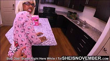 تشغيل 4k msnovember shocked لها خطوة father يريد إلى اللعنة لها خجول blackpussy في ال مطبخ على sheisnovember