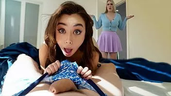 تشغيل لا تتركني خارج الأمر، كلوي سريالية، جينا ستار، تومي وود