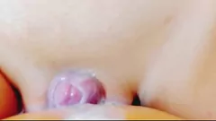 播放 多汁的粉红色小穴需要奶油般的负载 - 素人 GF