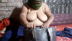 Redare Sesiunea de dragoste aburită a lui Desi Bhabhi