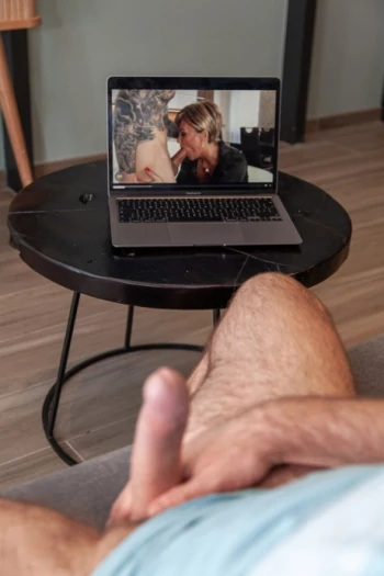 Pornstar Doryann Marguet