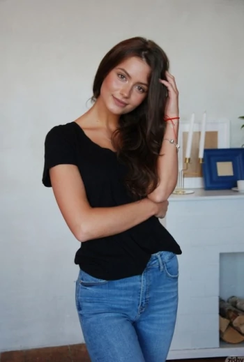 色情明星 Sandra Blue